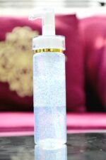 Hyaluronic acid face wash with vitamin beads hydrating cleanser