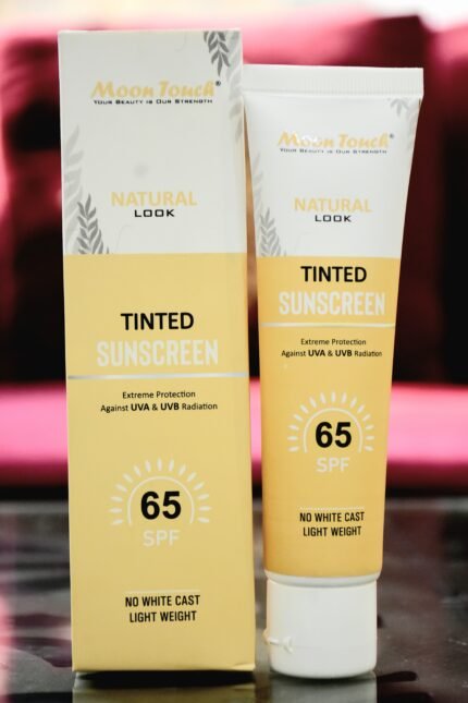 SPF 65 tinted sunscreen no white cast